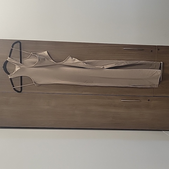 And Other Stories-Cut Out Bodycon Midi Dress-Size 4 - Picture 16 of 16